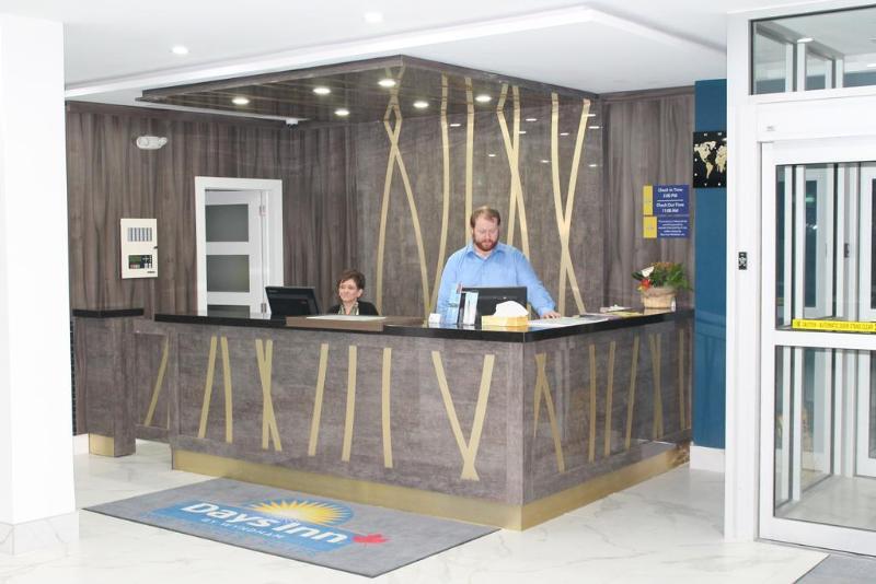 Days Inn By Wyndham Сейнт Джон Екстериор снимка